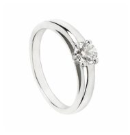 Pierścionek z białego złota z brylantem