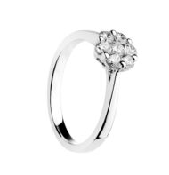 Pierścionek z białego złota z brylantami w formie kwiata
