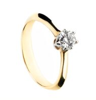Pierścionek ze złota z brylantem